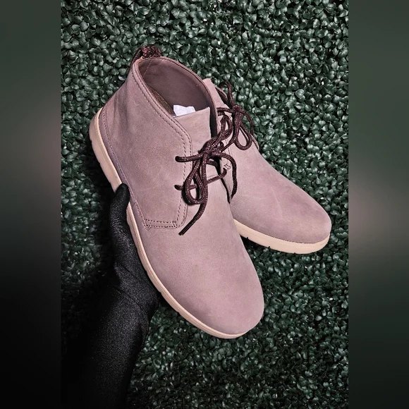 Men's UGG Chukka Boots - Brown - Picture 1 of 6